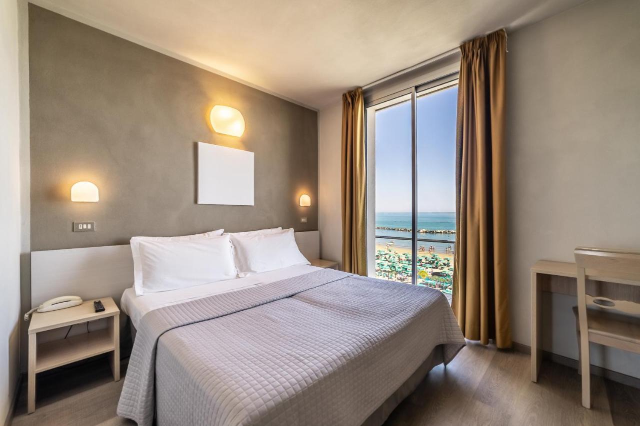 Hotel Columbia Bellaria – Igea Marina Kültér fotó