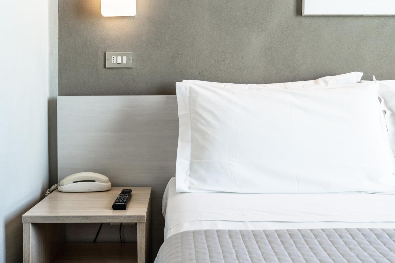 Hotel Columbia Bellaria – Igea Marina Kültér fotó